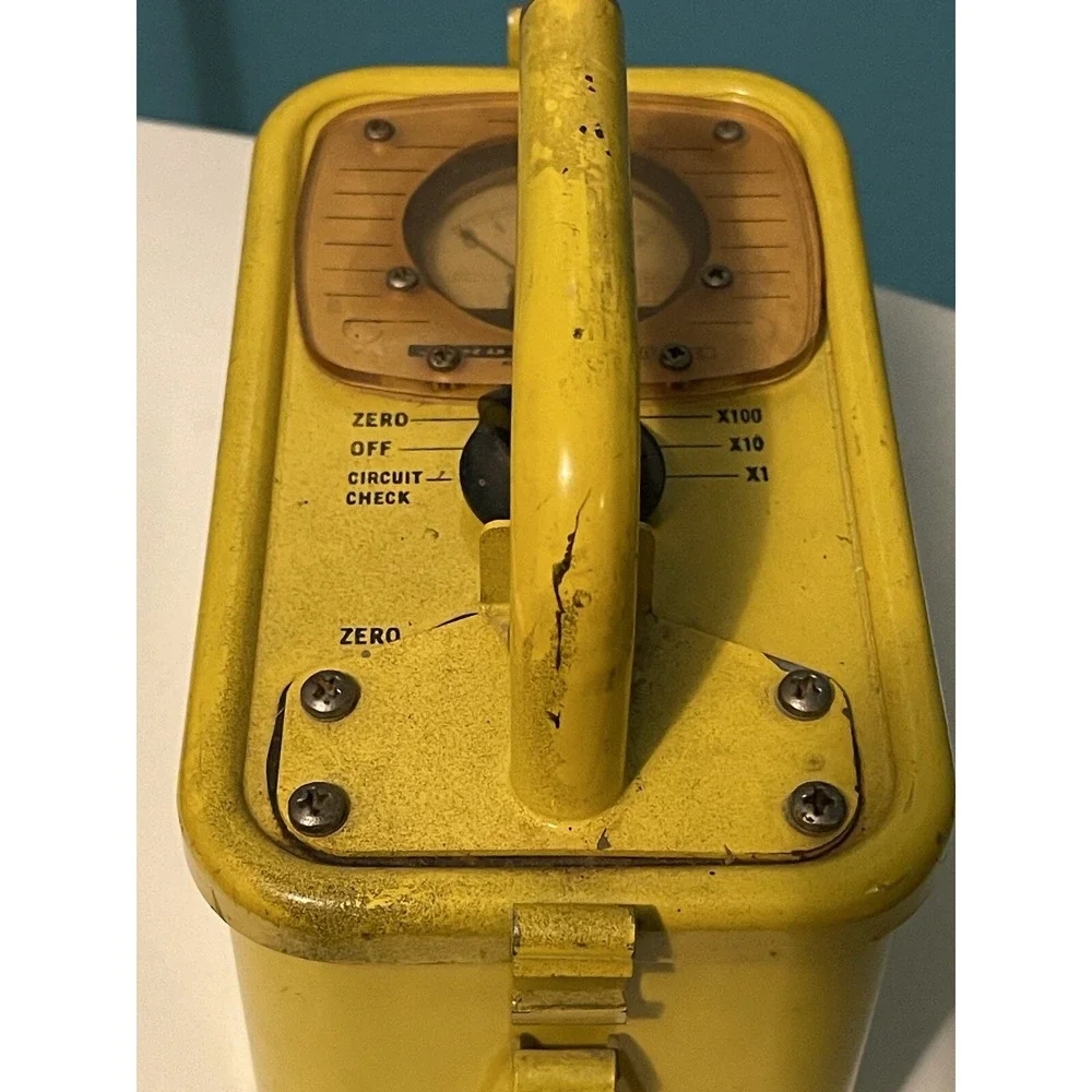 Radiation Detection Survey Meter - Jordan Electronics - CDV-710 Model 2 (24)